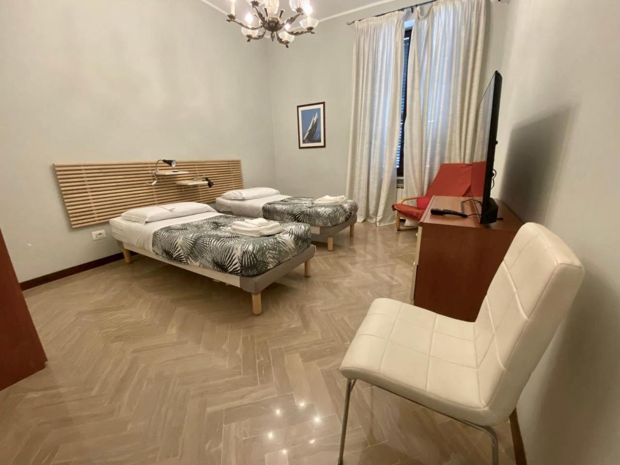 Il Balcone Sul Teatro Apartment La Spezia Bagian luar foto